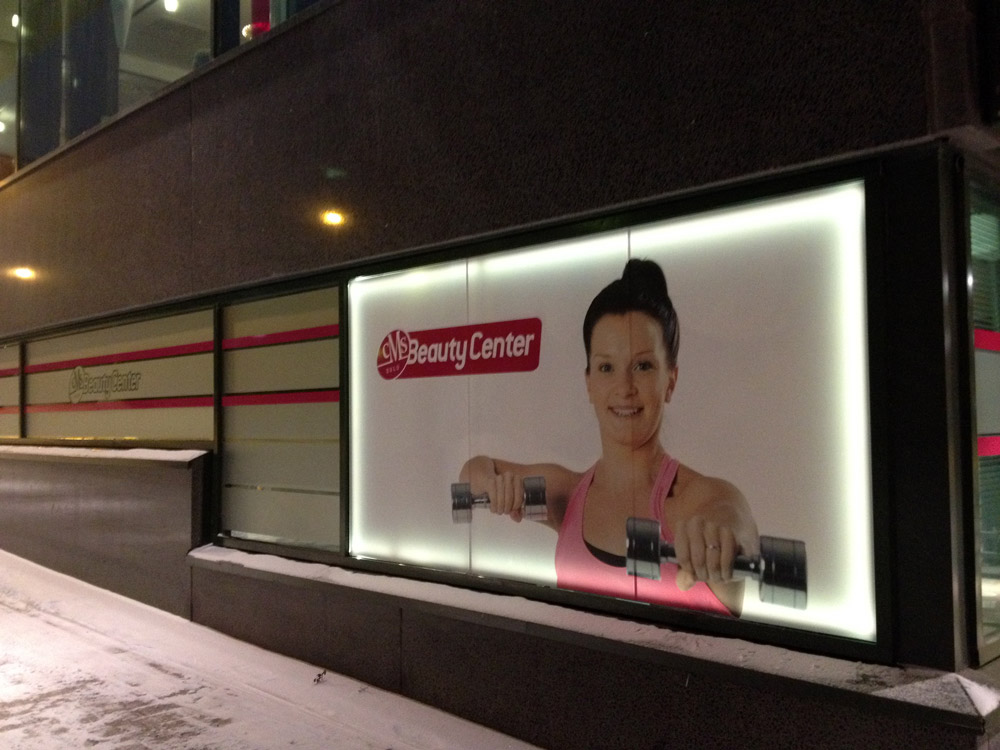 CMS Beauty Center - ikkunateippaukset CMS Beauty Center – ikkunateippaukset